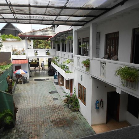Shanith Guesthouse Negombo Dış mekan fotoğraf